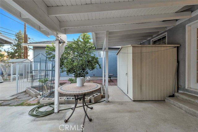 16908 Los Alimos Street, Granada Hills CA: https://media.crmls.org/medias/b6557499-e583-46f0-aa56-eb080afb3ed4.jpg