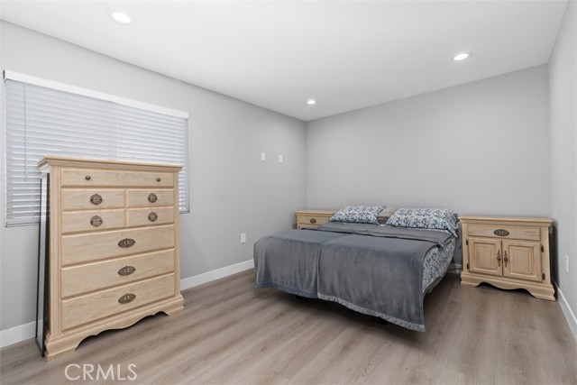 5671 Vonnie Lane, Cypress CA: https://media.crmls.org/medias/b65605e4-b92d-4e60-8af7-f3fba3924503.jpg