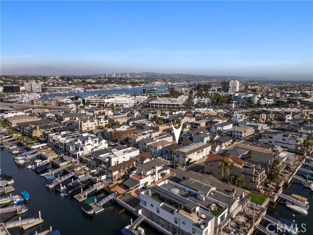 Detail Gallery Image 30 of 31 For 502 36th #B,  Newport Beach,  CA 92663 - 2 Beds | 1 Baths