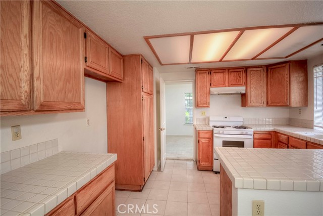 10685 Ridgefield, Moreno Valley CA: https://media.crmls.org/medias/b656701d-d101-403c-b16f-ea28ca90d5d0.jpg