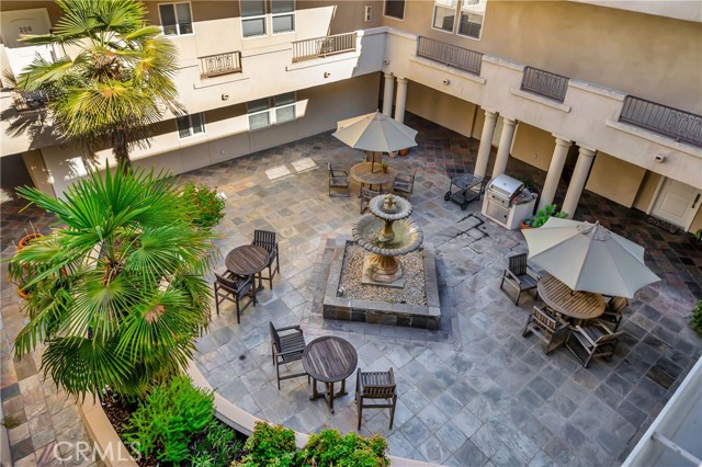 Detail Gallery Image 56 of 75 For 15206 Burbank Bld #209,  Sherman Oaks,  CA 91411 - 2 Beds | 2/1 Baths