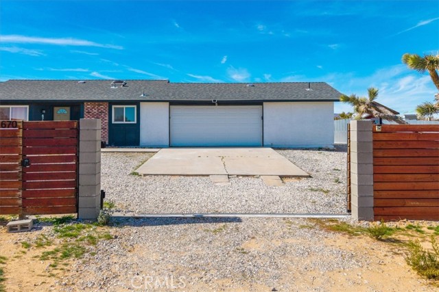 Detail Gallery Image 4 of 75 For 670 Ducor Ave, Landers,  CA 92285 - 4 Beds | 2 Baths