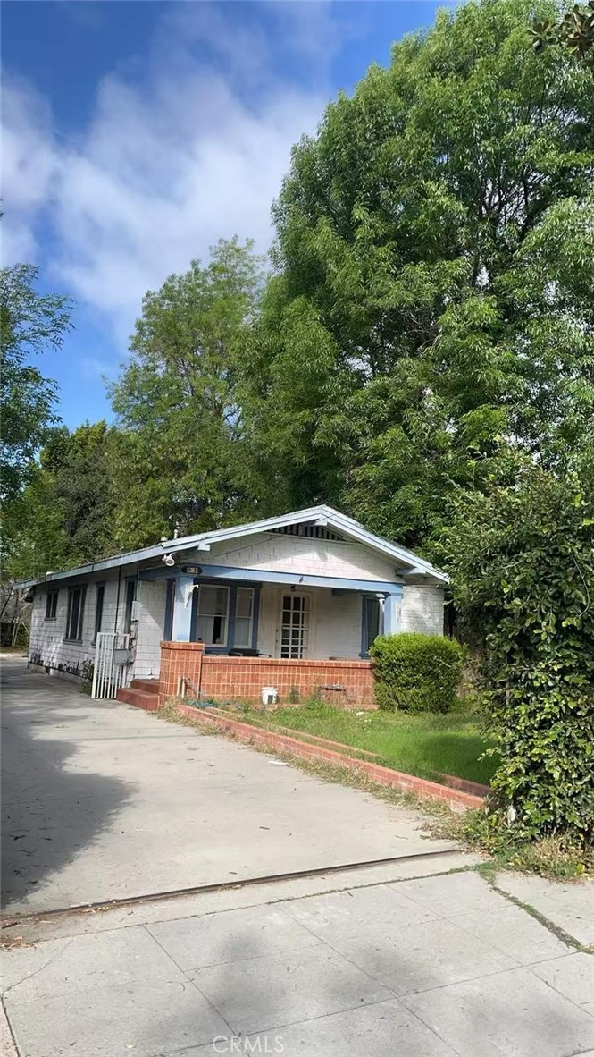 93 N Craig Avenue