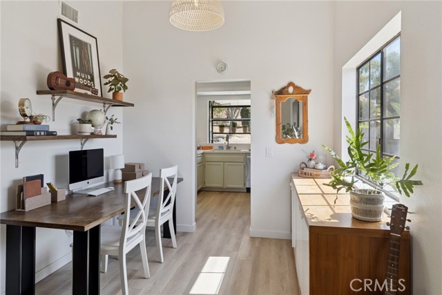 Detail Gallery Image 7 of 27 For 2868 Brandeis, Oceanside,  CA 92056 - 3 Beds | 2 Baths