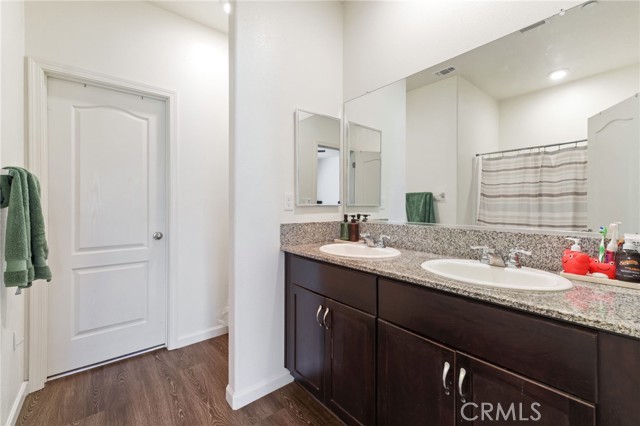 2082 Posa Chanet Boulevard, Coalinga CA: https://media.crmls.org/medias/b658aaea-02a1-46dc-a1b7-113faa0c09b3.jpg