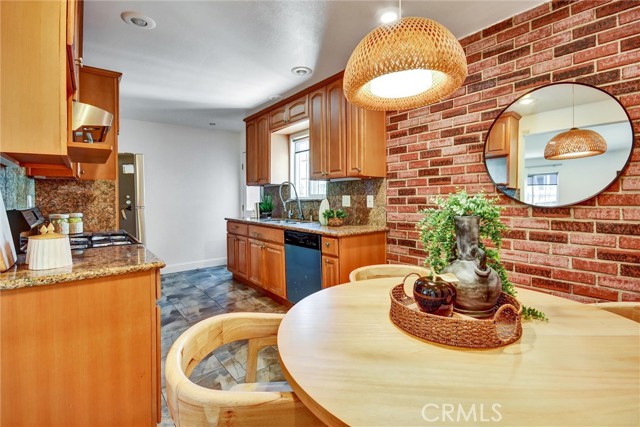 1786 Armand Drive, Milpitas CA: https://media.crmls.org/medias/b658bd9d-beb3-4fd6-b116-b0381154c80c.jpg