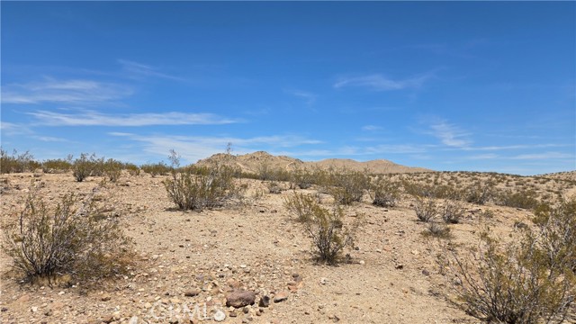 0 160th St vicinity Mercury Dr, California City CA: https://media.crmls.org/medias/b6596ea9-aad4-4628-901a-976f70668f0b.jpg