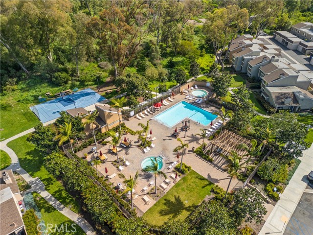 Detail Gallery Image 35 of 35 For 21 Summerwalk Ct, Newport Beach,  CA 92663 - 2 Beds | 2 Baths