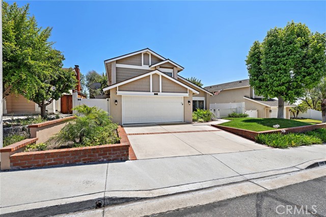 32042 Pleasant Glen Road, Rancho Santa Margarita CA: https://media.crmls.org/medias/b65a6a3b-29cf-4754-89d2-6e2a6b0b2777.jpg