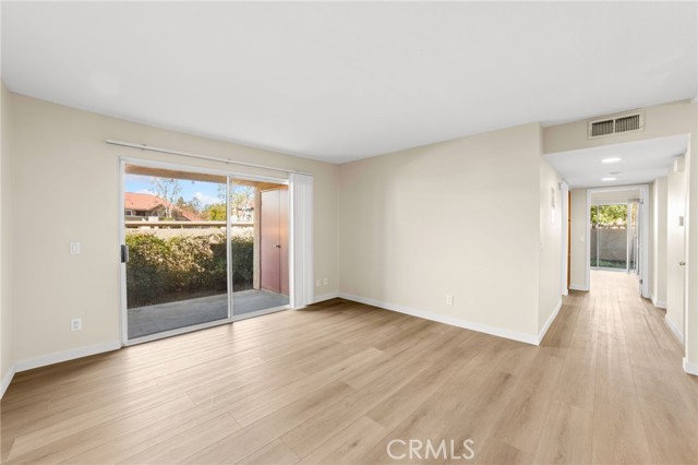 Detail Gallery Image 2 of 32 For 200 E Alessandro #103,  Riverside,  CA 92508 - 2 Beds | 2 Baths