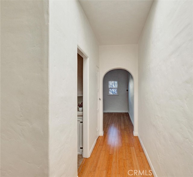 Detail Gallery Image 23 of 28 For 124 S Elm Dr #5,  Beverly Hills,  CA 90212 - 1 Beds | 1 Baths