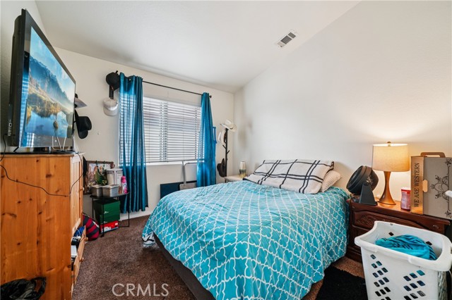 11415 Aberdeen, Fontana CA: https://media.crmls.org/medias/b65c0e84-4b33-45dc-97d6-b15c5b109b77.jpg