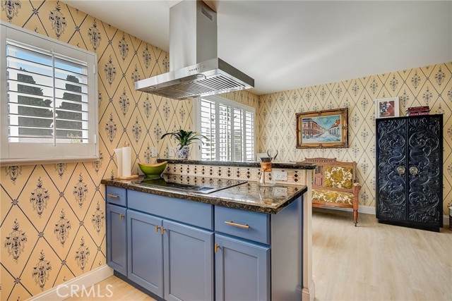 2112 Warfield Avenue, Redondo Beach, California 90278, 2 Bedrooms Bedrooms, ,2 BathroomsBathrooms,Residential,Sold,Warfield,SB23170647