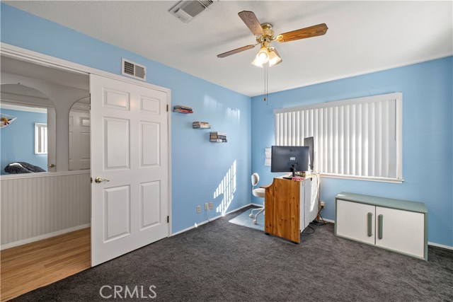 Detail Gallery Image 26 of 44 For 19525 Steinway, Canyon Country,  CA 91351 - 4 Beds | 2 Baths