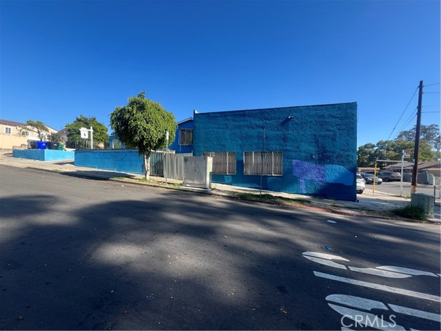Detail Gallery Image 4 of 10 For 4769 Thorn Street, San Diego,  CA 92105 - 3 Beds | 0 Baths
