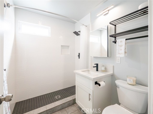 Detail Gallery Image 14 of 33 For 3280 Orlando Rd, Pasadena,  CA 91107 - 3 Beds | 2 Baths