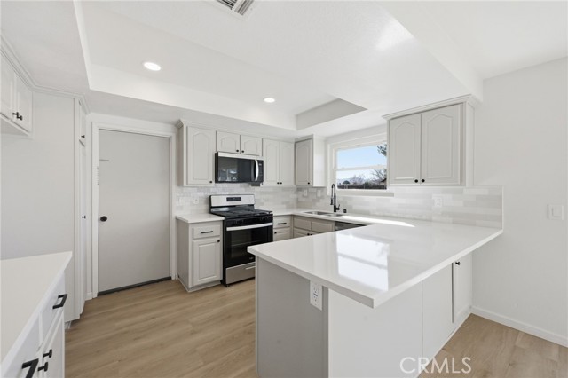 Detail Gallery Image 20 of 44 For 22267 Gayhead, Apple Valley,  CA 92307 - 3 Beds | 2 Baths