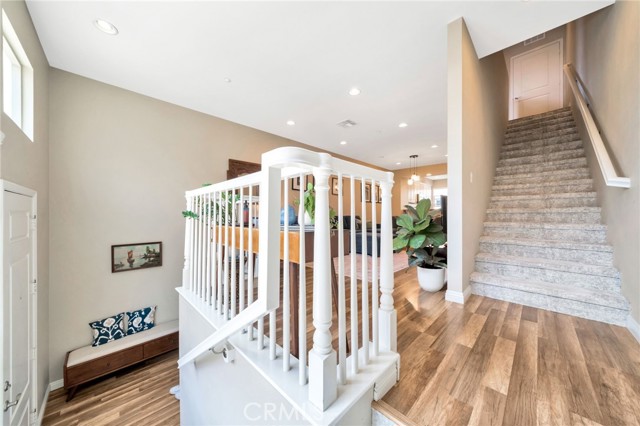 5325 Pacific Terrace, Hawthorne CA: https://media.crmls.org/medias/b65e83ab-7af2-4f92-8b7e-442cd35ab7d0.jpg