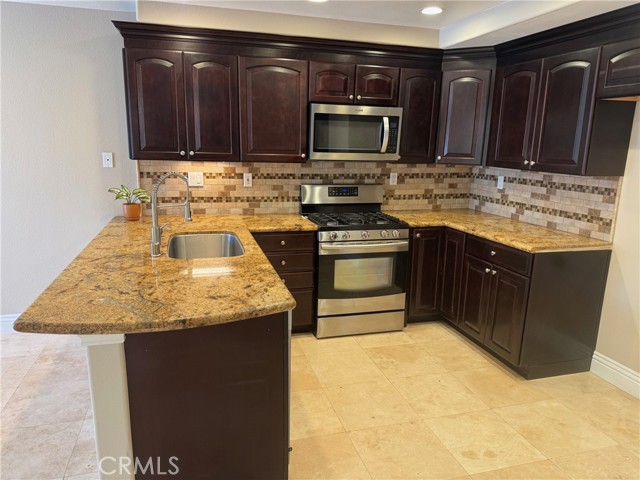 Detail Gallery Image 11 of 27 For 29396 via Napoli, Laguna Niguel,  CA 92677 - 3 Beds | 2/1 Baths