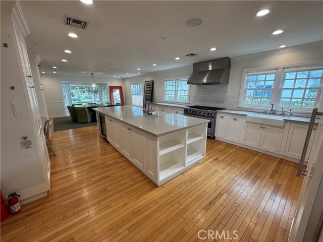 Detail Gallery Image 6 of 40 For 4455 California, Long Beach,  CA 90807 - 4 Beds | 3 Baths