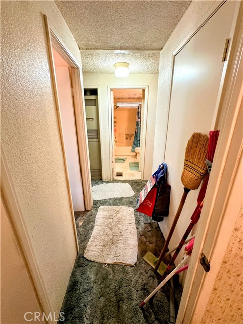 Detail Gallery Image 21 of 35 For 2400 Mary Ellen St, Bakersfield,  CA 93307 - 3 Beds | 2 Baths