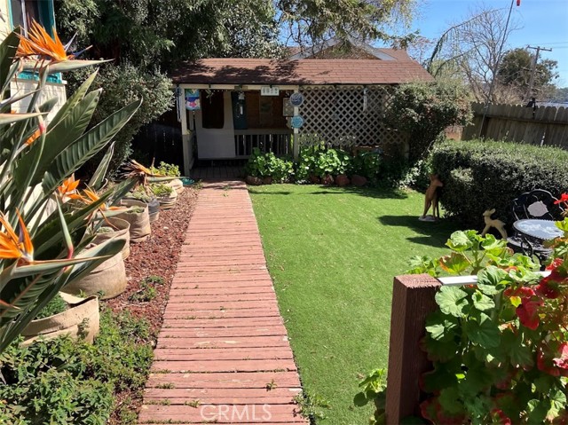 Detail Gallery Image 3 of 41 For 9495 Glenhaven, Glenhaven,  CA 95443 - 2 Beds | 1 Baths