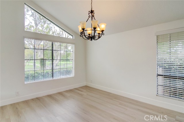 Detail Gallery Image 6 of 36 For 27 Earlymorn, Irvine,  CA 92614 - 4 Beds | 2/1 Baths