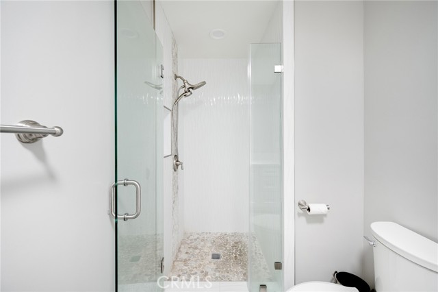 Detail Gallery Image 30 of 46 For 222 W Kenneth, Glendale,  CA 91202 - 4 Beds | 4 Baths