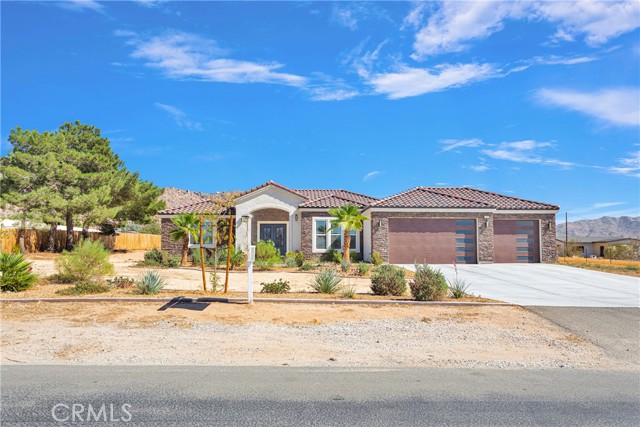 17073 Mesquite Road, Apple Valley, California 92307, 4 Bedrooms Bedrooms, ,3 BathroomsBathrooms,Residential,For Sale,17073 Mesquite Road,CRHD24211034