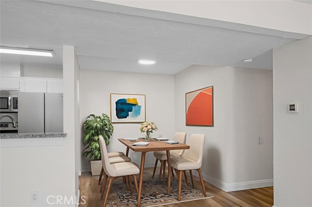 25712 Le Parc, Lake Forest CA: https://media.crmls.org/medias/b664515c-f12f-4b0a-9446-fbe9dff0f7b9.jpg