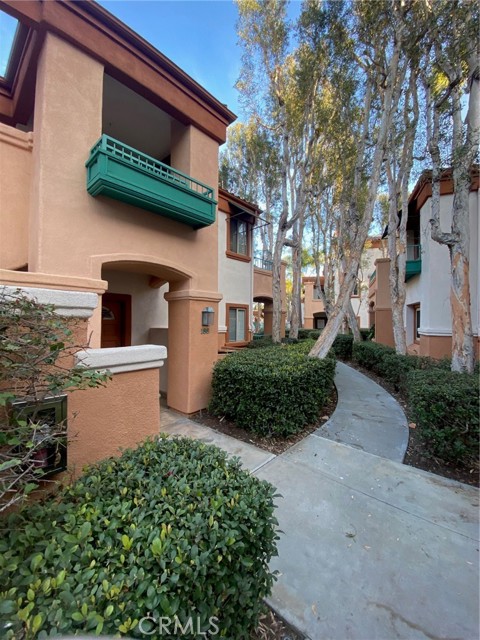 Detail Gallery Image 5 of 44 For 188 Villa Point Drive, Newport Beach,  CA 92660 - 1 Beds | 1 Baths