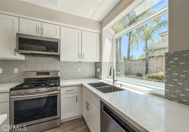 462 Cremona Way, Oak Park CA: https://media.crmls.org/medias/b664d506-874f-4460-aff8-29a58ff4a24b.jpg