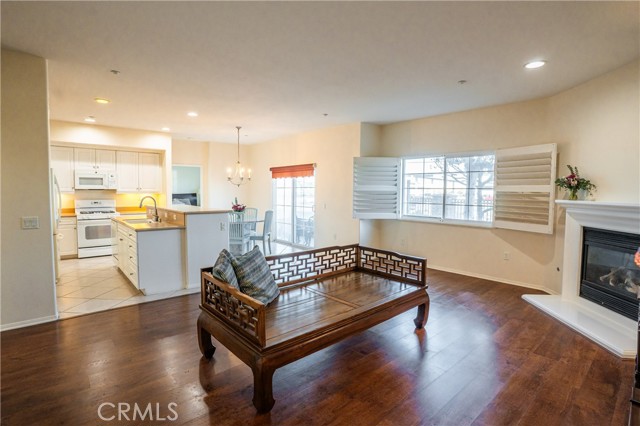 Detail Gallery Image 3 of 5 For 17782 Liberty Lane, Fountain Valley,  CA 92708 - 2 Beds | 2 Baths