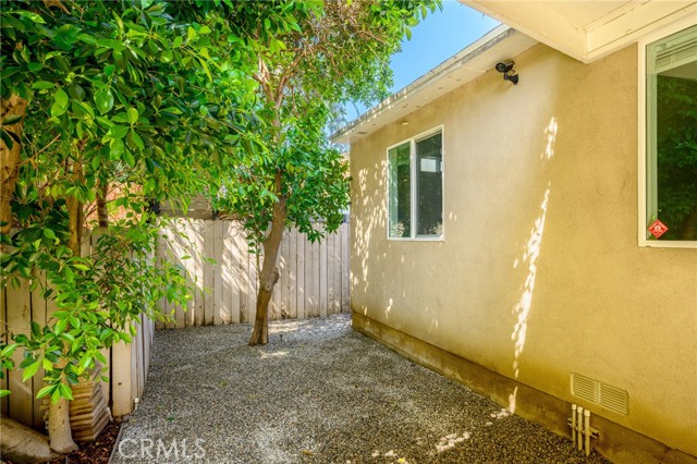 Detail Gallery Image 30 of 31 For 16814 Hartland, Lake Balboa,  CA 91406 - 3 Beds | 2 Baths