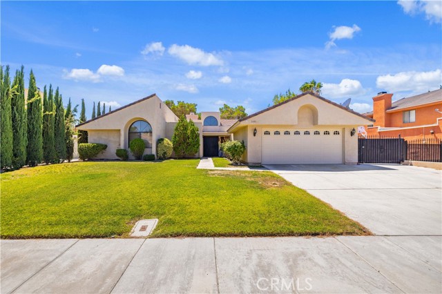 3648 Marilynn Street, Lancaster CA: https://media.crmls.org/medias/b665b666-f82f-4632-89e8-24db4959f2cd.jpg