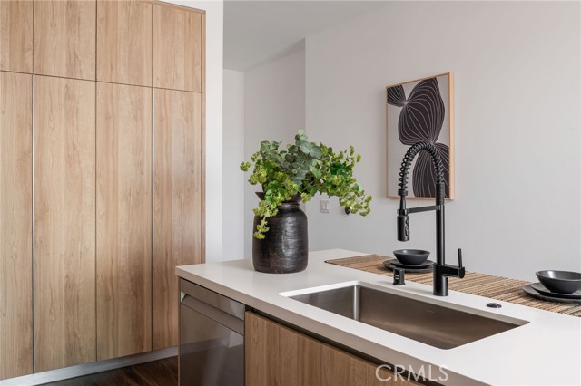 Detail Gallery Image 9 of 33 For 118 Astronaut Ellison S Onizuka Street #308,  Los Angeles,  CA 90012 - 1 Beds | 1 Baths