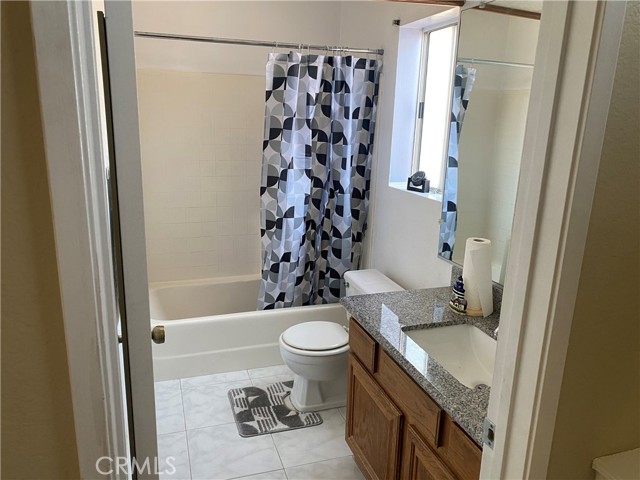 Detail Gallery Image 22 of 58 For 10691 Hill Grass Dr, Moreno Valley,  CA 92557 - 3 Beds | 2/1 Baths