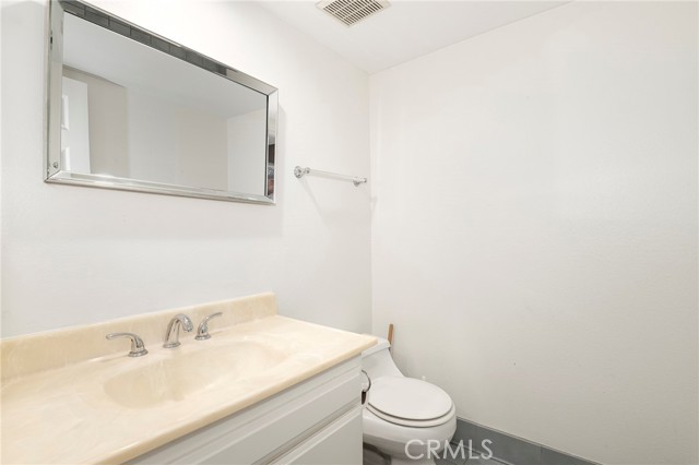 4321 Matilija Avenue, Sherman Oaks CA: https://media.crmls.org/medias/b6683a9f-8798-4bd8-bfcf-6f2081bcf4c1.jpg