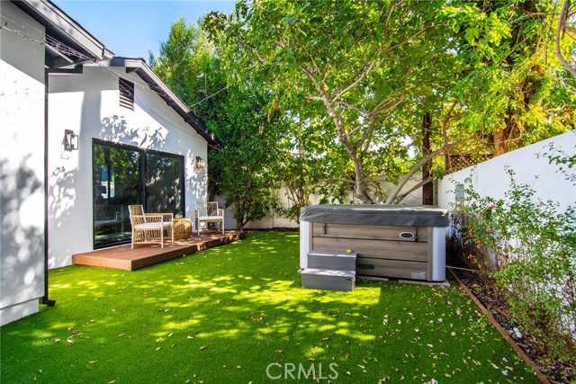 17420 Collins Street photo 28