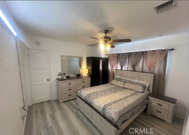 18763 Sunburst Street, Northridge CA: https://media.crmls.org/medias/b6686ec8-692c-4cef-9208-262c53947fbe.jpg