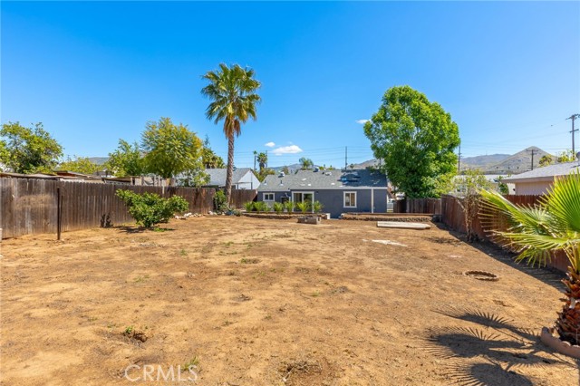 295 Stephens Avenue, Riverside, California 92501, 3 Bedrooms Bedrooms, ,2 BathroomsBathrooms,Single Family Residence,For Sale,Stephens,IV24070396