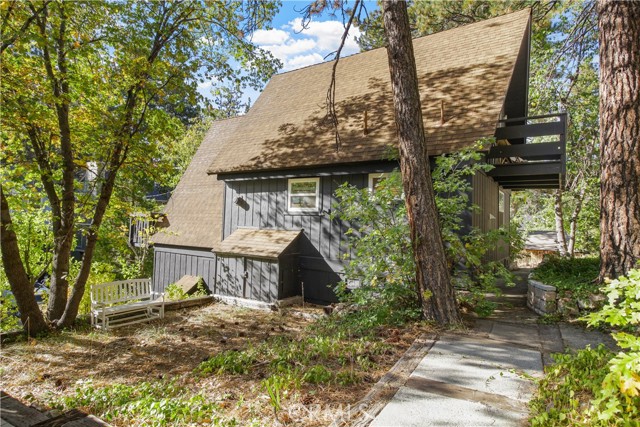 Detail Gallery Image 27 of 30 For 33020 Arrowbear Dr, Running Springs,  CA 92382 - 3 Beds | 2/1 Baths