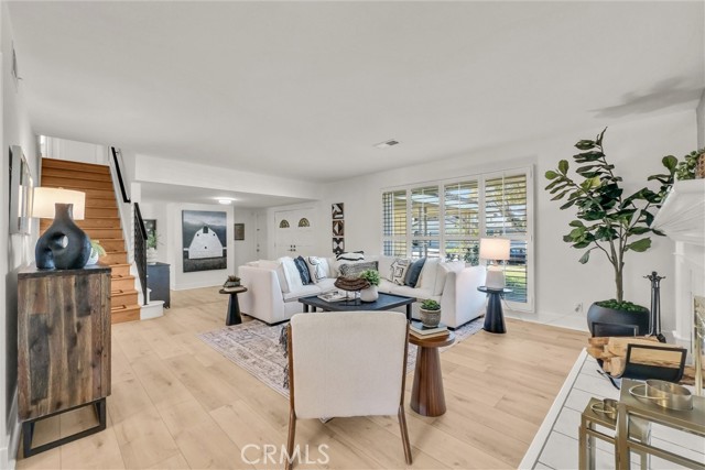 Detail Gallery Image 4 of 34 For 9122 Windsor Cir, Cypress,  CA 90630 - 4 Beds | 3 Baths