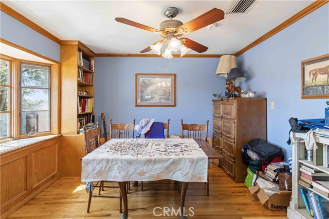 Detail Gallery Image 28 of 53 For 10457 Variel Ave, Chatsworth,  CA 91311 - 6 Beds | 5 Baths