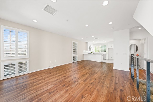 Detail Gallery Image 10 of 39 For 1533 Sullivan Ave, Costa Mesa,  CA 92627 - 2 Beds | 3/1 Baths