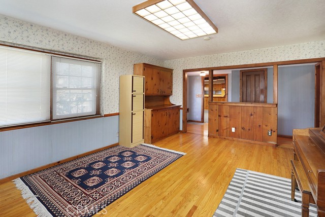 Detail Gallery Image 13 of 46 For 1212 W Holgate, Anaheim,  CA 92802 - 3 Beds | 2 Baths