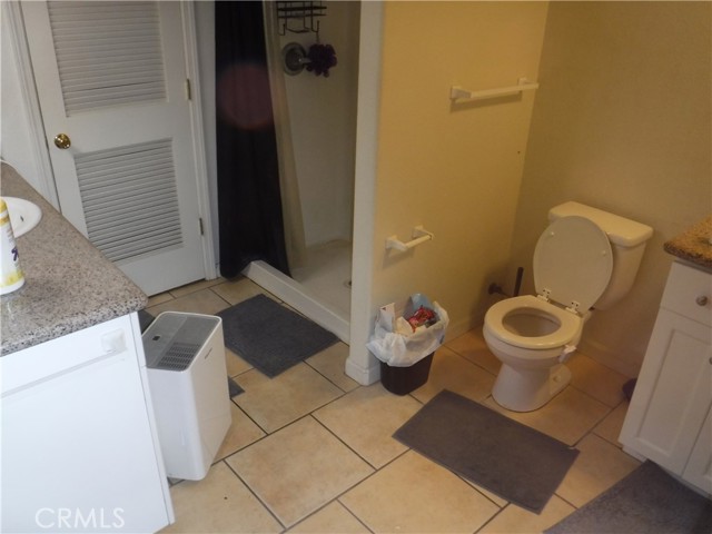 480 E 3rd Street, Chico CA: https://media.crmls.org/medias/b66baca1-1c7c-4b77-9049-80fcff351939.jpg
