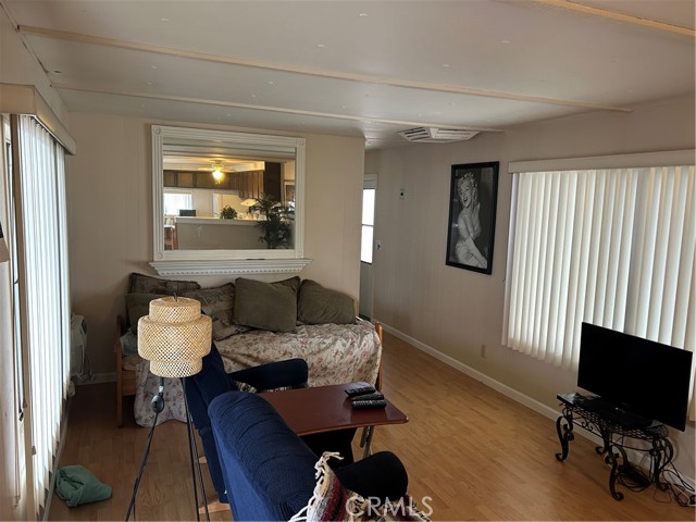 Detail Gallery Image 3 of 8 For 21425 S Avalon Bld #16,  Carson,  CA 90745 - 1 Beds | 1 Baths