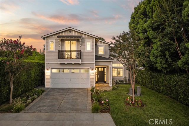 Detail Gallery Image 1 of 33 For 4330 Bellaire Ave, Studio City,  CA 91604 - 5 Beds | 4/1 Baths
