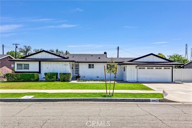 1947 N Sacramento Street, Orange CA: https://media.crmls.org/medias/b66ced2b-f512-466b-a1ee-751eec0d9f80.jpg